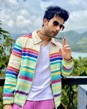 Lakshya Handa Instagram - Ab jab le hi liya hai birth 👶 
Toh full maze karke hi jayenge from this earth 🌍 🌎 🌏 
.
.
.
.
📍: @thegreengateresortmulshi @sapphirecottage 
.
.
.
#fun #vibe #resort #mulshi #pune #punecity #sapphireresort #thegreengateresort #caption #birth #earth #zara #fashion #colours #weather #explorepage #lakshya #lakshyahanda #feel #shades #pose