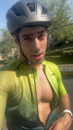 Lalo Brito Instagram - Que calor hace! 🥵🥵