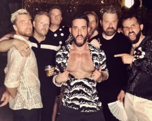 Lance Bass Instagram - What can I say, I’m a sucker for a photo booth! Congrats @thebaubshow and @mcmatto🥂#HappyBirthdayBob #mxbforgood