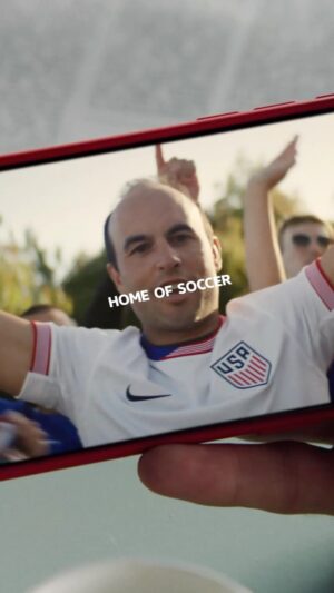 Landon Donovan Instagram - Never had a doubt. The US fans always come through. That’s why we are the #HomeofSoccer #VWPartner @vw