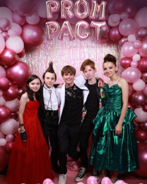 Landon Gordon Instagram - About last night… you guys know I love to get my 🕺🏼 on. #PromPact is such a good movie. Thanks @disneychannel  @disneybrandtvpr  @disneyplus for the invite! My first prom was 🔥.