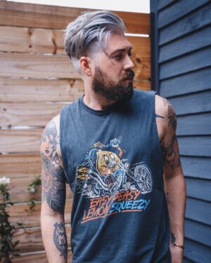 Lane Toran Instagram - Did a thing 👽
.
.
.
.
#menshair #mensstyle #greyhair #beards #beard #yolo @hairbyheidijane