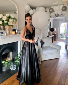 Lara McDonnell Most Liked Photos and Posts