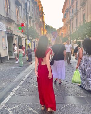 Lara McDonnell Instagram - ciao