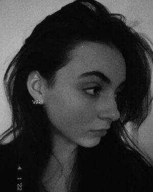 Lara McDonnell Instagram - where is my mind?