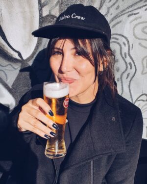 Lara Rodrigues Instagram - Lisboa, 19/12/2021 🍺

#lxfactory