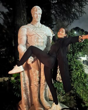 Lara Wolf Instagram - Years of hard work are starting to pay off…my gratitude for all the beautiful stories I’m allowed to be part of 🎥🎞️ and all the support I’ve been getting from my family and friends❤️❤️ is beyond words. Don’t give up the things you love to do. And don’t rely on petrified Superman, he might hold you but can’t fly you! We are superwomen!!#lovemyjob #roman #romanstatue #superman #setlife #actress #italy #roma #cinema #film #love #moretocome #superwoman