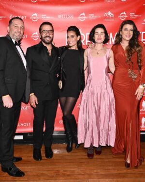 Lara Wolf Instagram - The Performance at the Rome afterparty and all the lovely people we met and @nancybishopcasting who brought us all together ❤️🙏🏽🎥 @jeremypiven @maimie69 @shira_piv  @joshuasalzberg @dannyfinkelman1 @theperformancefilm