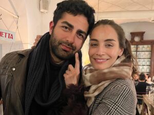 Lara Wolf Instagram - Here just a few pictures of the million I’ve taken…with a few of our amazing acting familia…. Miss you all already❤️ #roma ##italy #film #iranian #actorslife #actress #artist #friends #moretocome
