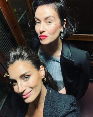 Lara Wolf Instagram - Working the magic with @maimie69! 🖤
#roma #spanishsteps #glam #magic