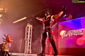 Laredo Kid Instagram - Cuando pienses en rendirte, en que no puedes más y dudes de ti mismo, recuerda que siempre hay alguien a quien inspiras a seguir tus paso y que anhela tener tu potencial… se fuerte, resiste,insiste, persiste y que Nada Pueda Detenerte.🔥
..
..
..
#buyazze #garlogarra #oscuridad #NadaPuedeDetenerme #ElAguilaDelRioBravo #inspiracion #motivation #love #luchalibre 
@luchamaniaks @detras_del_luchador @luchalibreaaa @luchalibretm @luchalibreonline