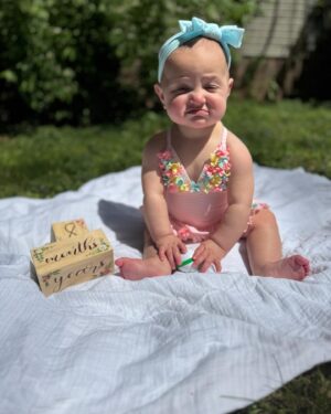 Larissa Wohl Instagram - I can’t believe this little goose is 8 months old 🥹 She’s brought so much joy and sunshine to our lives. she’s also brought so much back and neck pain to our lives 🤣. But I’ll take it for that goofy grin! Swipe right ➡️ for some laughs ❤️
•
•
•
#mom #mama #momlife #mommy #momnashville #larissawohl #baby #babygirl #mybaby #mybabygirl #girlmom #daughterlove #daughter #emma #emmaelizabeth #workingmom #favoritejob #nashbabies #nashvillebaby #larissa #momhood #8monthsold#8months #eightmonthsold #larissawohl #stopgrowing #stoptime #lizziegirl