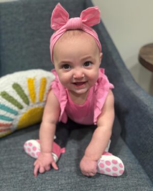 Larissa Wohl Instagram - When the shoes are too cute not to post 🤣🩷🤣 Thank you @retired61108 for the cutest kicks ever! 
•
•
•
#mom #mama #momlife #mommy #momnashville #larissawohl #baby #babygirl #mybaby #mybabygirl #girlmom #daughterlove #daughter #emma #emmaelizabeth #workingmom #favoritejob #nashbabies #nashvillebaby #larissa #momhood#7monthsold #7months #sevenmonthsold #larissawohl #stopgrowing #lizziegirl #converse #coolkicks #peepmysneaks #