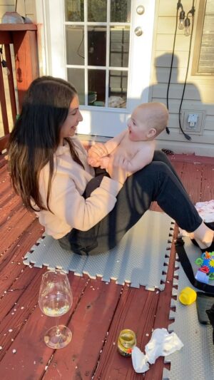 Larissa Wohl Instagram - Favorite Moments 🩷🩷🩷 (and not to worry-Pig came outside with us too!) 
•
•
•
#mom #mama #momlife #mommy #momnashville #larissawohl #baby #babygirl #mybaby #mybabygirl #girlmom #daughterlove #daughter #emma #emmaelizabeth #workingmom #favoritejob #nashbabies #nashvillebaby #larissa #momhood#7monthsold #7months #sevenmonthsold #larissawohl #stopgrowing #stoptime #lizziegirl #giggles #gigglygirl