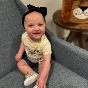 Larissa Wohl Instagram - I mean, did you expect anything less????
#futurepetrescuer 🐶 🐱 🐢 🦜 🐰 Thank you @jollyyy_rancherzzz for this amazing onesie ❤️
•
•
•
#mom #mama #momlife #mommy #momnashville #larissawohl #baby #babygirl #mybaby #mybabygirl #girlmom #daughterlove #daughter #emma #emmaelizabeth #workingmom #favoritejob #nashbabies #nashvillebaby #larissa #momhood #8monthsold#8months #eightmonthsold #larissawohl #stopgrowing #stoptime #lizziegirl #petrescue
