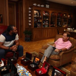 Larry Fitzgerald Jr. Instagram - Coach Saban, thank you for showing us what greatness looks like during your time at @alabamafbl as well as your incredible and impactful career. Your dedication and profound influence to motivate players will always stand out. Wishing you the best!