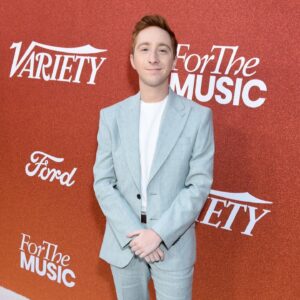 Larry Saperstein Instagram - girl let me tell you: young hollywood? powerful.
.
#variety #varietypowerofyounghollywood @variety
