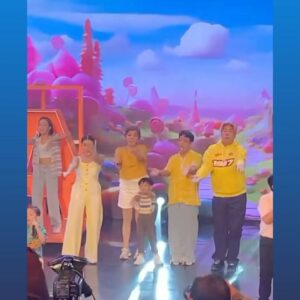 Lassy Marquez Instagram - All I Need Is my Family, ❤️ All I Need is my Family e e e e. ❤️. Maraming pagsubok at pinagdadaanan  ang bawat pamilya, minsan kailangan magsakripisyo para sa mga mahal natin sa  buhay. Minsan Kailangan lumayo para sa kinabukasan. Pero ang mahalaga ay hindi nag wawatak watak dahil alam natin na tuwing tayo ay lalayo ay alam natin na may babalikan tayo at may mga taong nag aantay sa ating pagbabalik. Dahil isa tayong pamilya. Maraming Salamat #teamkalm sa bonggang experience. Karylle, tyang amy. Mc and argus 😊 My first ever Magpasikat Yehey! 👏😜 Salamat po sa buong team, its showtime family 😊 maraming salamat din po madlang people at mga Ka-BB’s sa walang sawang suporta at pagmamahal. At sa inyong lahat lahat na nakasama ko at naging bahagi ng magpasikat 2023 😉 Love you Guys ❤️ #magpasikat2023teamkarylleamylassymc #picoftheday #instagram #instagood #instalike #lassymarquez 😊❤️😊