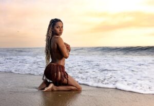 Latasha Harris Instagram - Always serving Sexy & Attitude at the same damn time!! ☀️🏝️

More coming soon!! Stay tuned 😉
•
•
•
#Flava #FlavaGang #wlyg #model #modeling #fitness #body #sexy #photoshoot #fitnessmodel #beach #BackToBidness 

📸 @jayleephotographyac