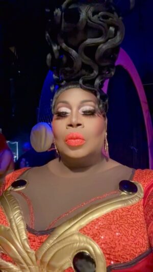 Latrice Royale Instagram - Loving my #Newlook for @rupaulsdragracelive 

Thank you @marcosquared and @kouturekaozhair 🔥🔥🔥