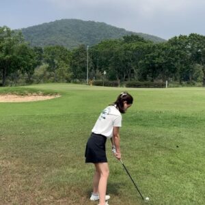 Latthgarmon Pinrojkirati Instagram - ตีโดนลูกก็ดีแค่ไหนแล้ว🥹🫶🏻🏌🏻‍♀️
