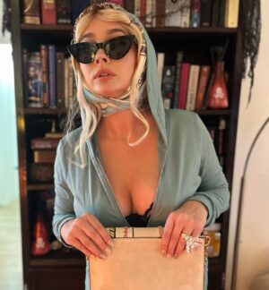 Laura Ashley Samuels Instagram - Check okay? #deathbecomesher #madelineashton