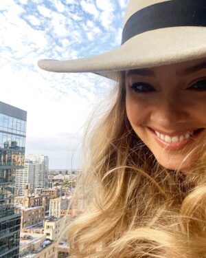 Laura Ashley Samuels Instagram - Having fun in the ‘Cag in case you were wondering 🥰