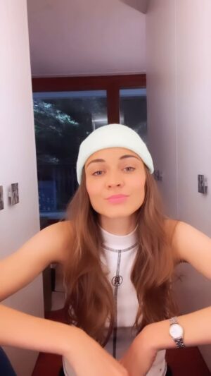 Laura Bilgeri Instagram - see you there 🩷 @4gamechangers 🫶🏼🎵 
•
•
#4gamechangers #4gcf24 #verlosung #gewinnspiel #festival #musik