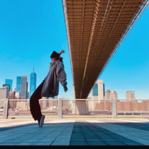 Laura Bilgeri Instagram - 🍏 
.
.
#nyc #love #bigapple #brooklyn #brooklybridge