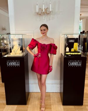 Laura Bilgeri Instagram - about last night 🩷
thank you to @schmuckstars.official & the jury for choosing me to be brand ambassador of the year 🏆🙏 Thanks to @weirather_uhren_schmuck_optik &  @annamariacammilli for this wonderful evening…it’s a joy collaborating with you! Here’s to many more years to come 💎💎💎💎💎💎💎💎💎💎
jewelry by @annamariacammilli 
dress by @mirimari_fashion 
•
•
#awardceremony #winner #brandambassador #2024 #annamariacammilli #laurabilgeri #weiratherschmuck