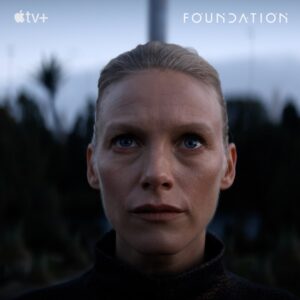 Laura Birn Instagram - Demerzel always watching 👁 especially you @leeepfrog @terrencemann_ @cassianbilton @its_co0p 🖤🖤🖤

FOUNDATION now on @appletv !
#foundation #appletv