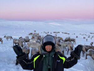 Laura Birn Instagram - welcome 2022 🌈 and thank you Mia and Niti for a magical start of the year💗 @arcticlandadventure