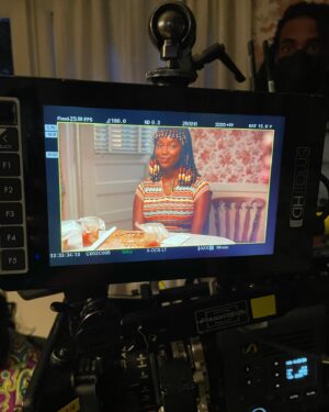 Laura Kariuki Instagram - Words can never encapsulate how much this show means to me. To the incredible cast, crew, writers, and creative team - thank you for an amazing couple of years. And a huge thank you to @saladinpatterson for trusting this new kid on the block. I’ll miss you Kimberly Williams.