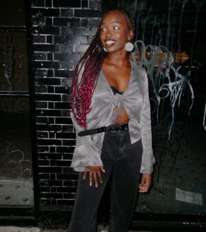 Laura Kariuki Instagram - to the left, to the left