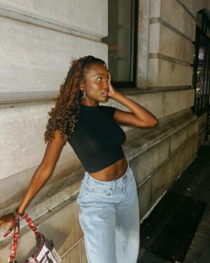 Laura Kariuki Instagram - watcha lookin at?