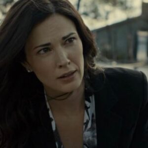 Laura Mennell Instagram - Challenge accepted:  To all professionals in the television/film world, join the challenge to post a photo of you in your job … Just a picture, no description.  The goal is to flood social media with our profession. 

#SAG #AFTRA #sagaftrastrong  #unionstrong #SAGAFTRAstrike #powertoperformers #sagaftra #lauramennell #sagaftramember #100daysstronger #sagaftramembers