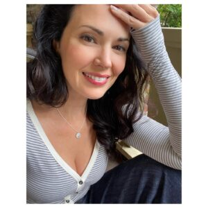 Laura Mennell Instagram - I’ve fallen madly in love with @swallowjewellery—these little gems are handmade in Victoria, B.C. 

I’m wearing their Tofino Coral Drop Earrings and Parksville Sand Dollar Necklace.  Both lovely pieces were created from moldings of natural objects found on Vancouver Island. 

Thank you Nicky and Shoko for the beautiful gifts, I’m so excited about them, and am in awe of your talents. 

Visit their site to explore more of their special creations. 

https://swallowj.com

.
.
.
.
.
.
.
#madewithlove #supportlocalartists #wearableart #lauramennell #projectbluebook #shopwithheart #ethicalfashion #tofino #parksville #swallowjewellery #vancouverisland #bcartists #vancouverartisan #actress #canadiangirl #silverjewelry #localbusiness #independentdesigners.