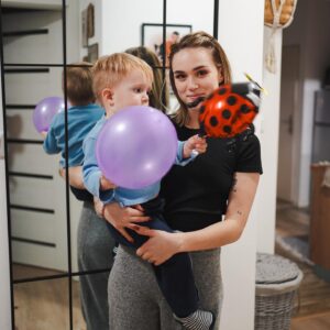 Laura Petersen Instagram - Je to už parťák. 🥹 Len nerozumiem, kam ten čas ušiel ⏰