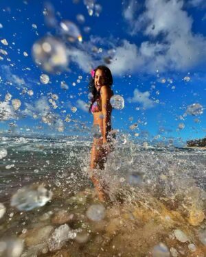 Laura Prats Instagram - SPLASHY SPLASHY in need! 💦🌊