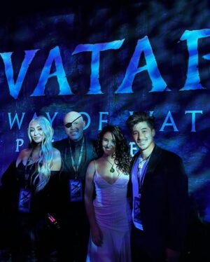 Laura Prats Instagram - Well… History is been made. ✨
New era of Cinema has begun!💙🌊 #avatarthewayofwater #avatarpremiere  what a ride!🤩