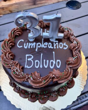 Laureano Staropoli Instagram - Sin palabras, agradecerte por abrirme las puertas de tu casa y festejarme mi cumpleaños. Hoy sos un hermano para mi @alexpoatanpereira .

Gracias @gloverteixeira por hacerme parte de tu familia . Estoy viviendo los mejores años de mi vida y las personas que tengo al lado son increíbles.

Estoy bendecido por la vida que tengo y soy grato por eso ✨❤️
