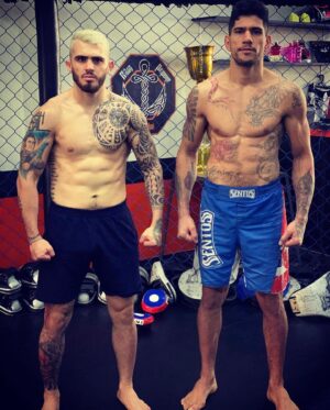 Laureano Staropoli Instagram - 2024 x 2020

Otra preparación juntos boludo @alexpoatanpereira 

Trabaja tan duro hasta que tus ídolos sean tus amigos.