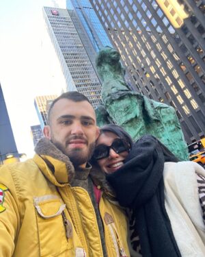 Laureano Staropoli Instagram - Se descansó, se reflexionó, se mejoró. Mis dos princesas me llenaron de energía ❤️✨

El 28 de junio en Dakota del Sur es mi próxima oportunidad para revertir el resultado.

Soy argentino, estoy acostumbrado a sufrir y que las cosas no me sean fáciles. Pero ya estoy acostumbrado a la adversidad. Soy amigo de los contratiempos por qué un buen marinero se forja en las tormentas.