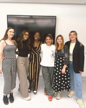 Lauren Layfield Instagram - Back on your radio today from 4pm after a beaut of a week in Luton: four panels, four radio shows, discussing everything from money to health to knife crime, all ahead of R1’s Big Weekend. Finished it seeing some comedy and staying out way too late with @lilliemaenot, gotta get that balance.💖