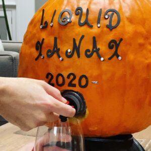 Lauren Weisberger Instagram - Side hustle. 🎃 🍷 #coronaween #halloween #corona #picoftheday #authorsofinstagram