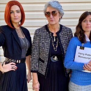 Lauren Weisberger Instagram - Love this. 

#thedevilwearsprada #authorsofinstagram #repost @gvlooks