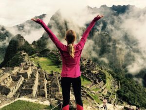 Laurence Leboeuf Instagram - J'ai marcher 4 jours pour me rendre à toi et m'émouvoir de ta beauté. Machu tu as tout mon respect.
I walked 4 days to get to you and marvel at your beauty. You have all my respect Machu.