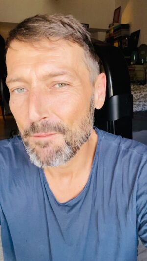 Laurent Kerusoré Instagram - 