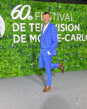 Laurent Kerusoré Instagram - Un prince de galles pour monac c’est un minimum @festivaltvmonte_carlo #redcarpet #festival #happy #princedegalles @monsieurgaspard_ @ikksofficial