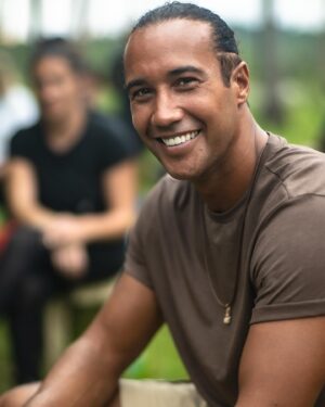 Laurent Maistret Instagram - Merci 2022 ❤️
Je vous souhaite une excellente année 2023 🫶🏽
La Santé, le sourire et que des choses positives !!
Merci encore à vous qui me suivez dans toutes mes folies, mon délire, mon univers. Merci pour ces messages que je reçois et votre soutiens 🙏🏾